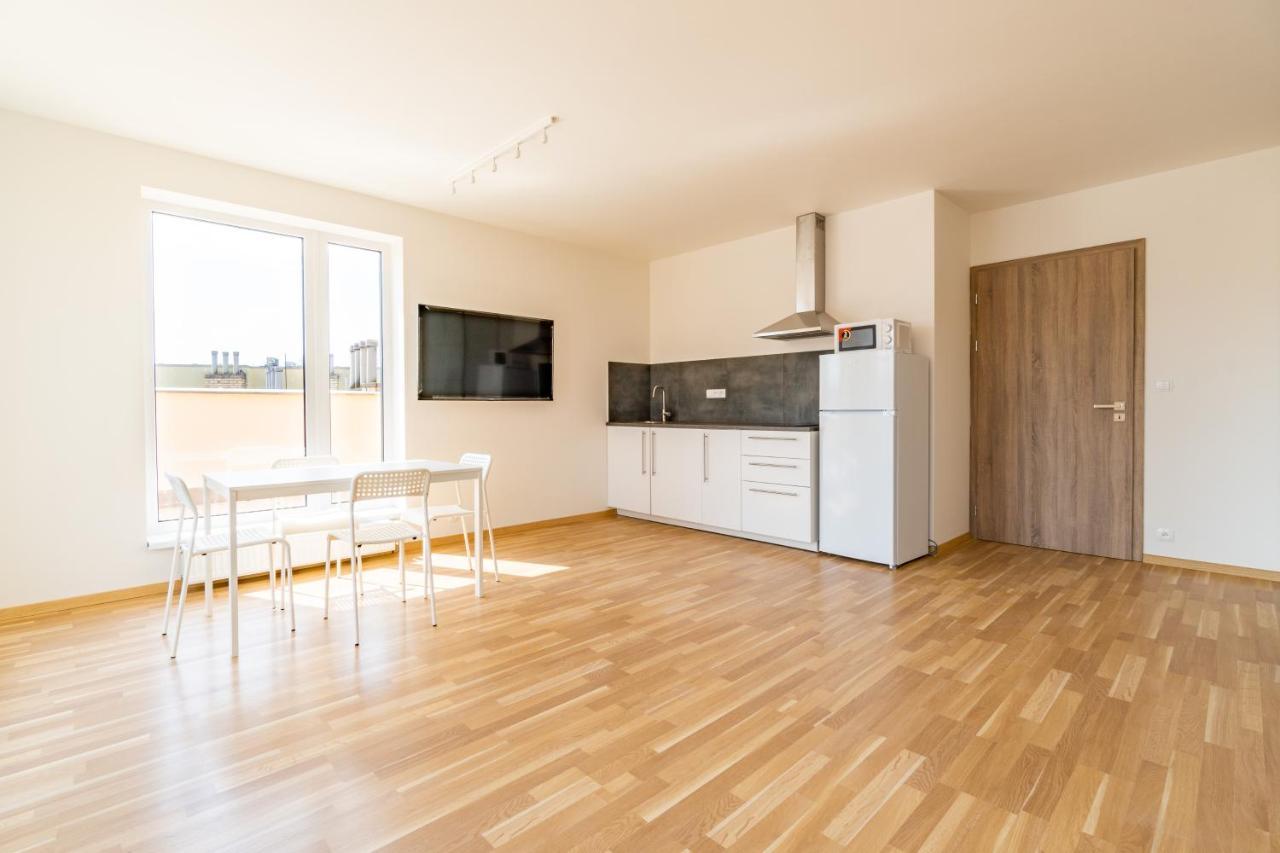 Penthouse # 81 With Panoramic City View In Elite Rezidence With Free Parking Praag Buitenkant foto